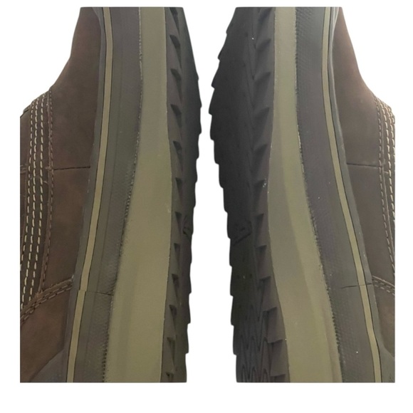 🎁SALE🎁CLARKS MUCKER WATERPROOF INSULATED BROWN ZIP FRONT BOOTS SZ 6.5 MED EUC - Picture 9 of 12